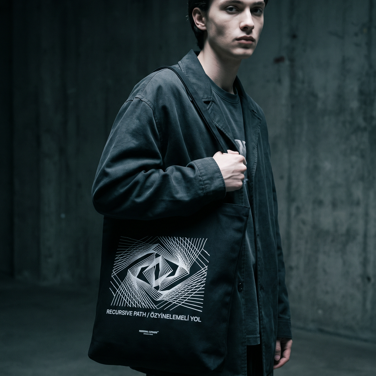 Recursive Path - Bag — Lifestyle Photo v2